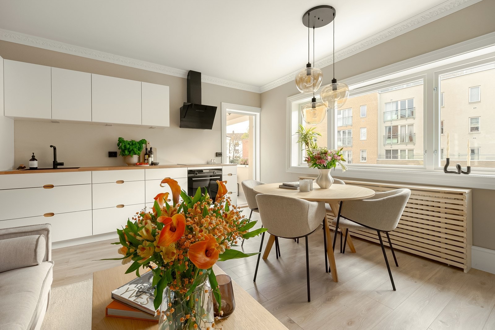 Leiligheten har en svært god planløsning med både sydvendt balkong og nordvendt brannbalkong. Galleribilde