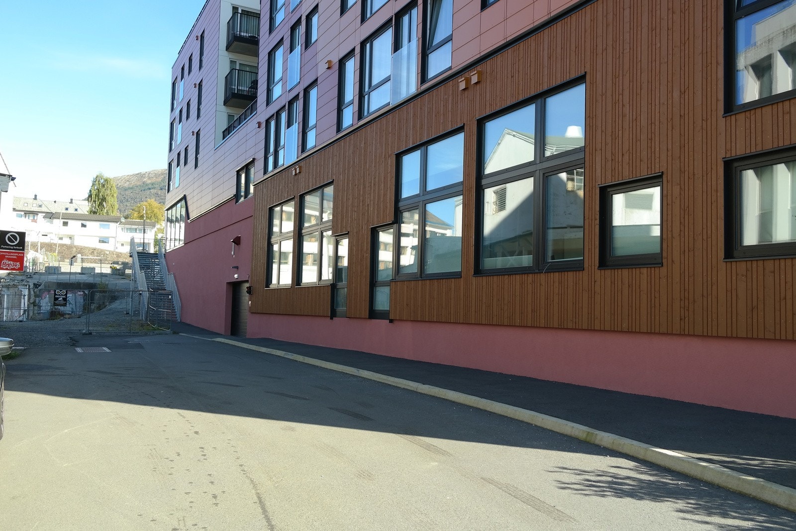 Ta kontakt med megler dersom du ønsker visning av parkeringsplassen. Galleribilde