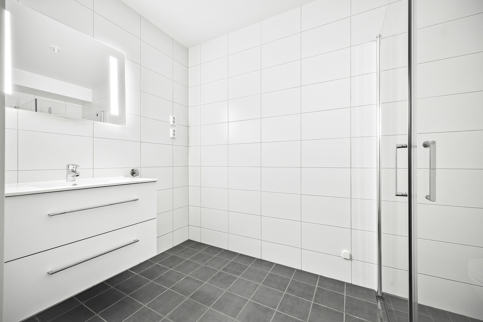 Nytt og moderne bad Galleribilde