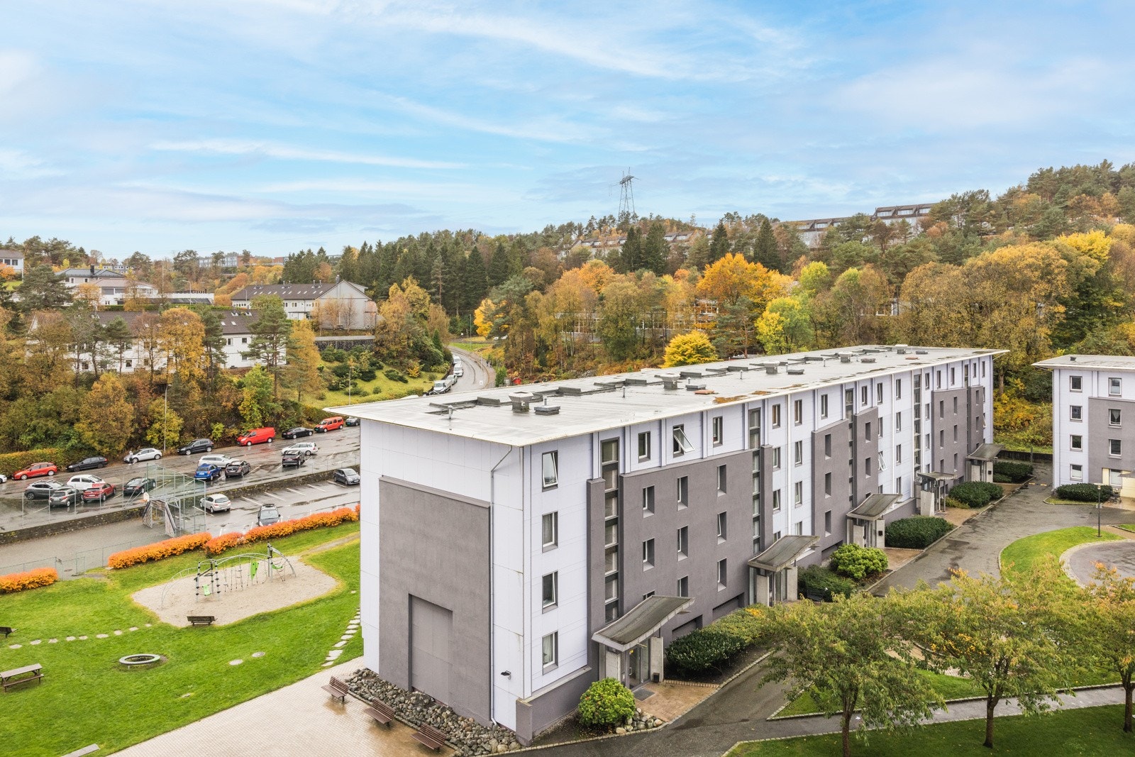 Leiligheten ligger fint til i 8. etg med fin utsikt og gode solforhold. Galleribilde