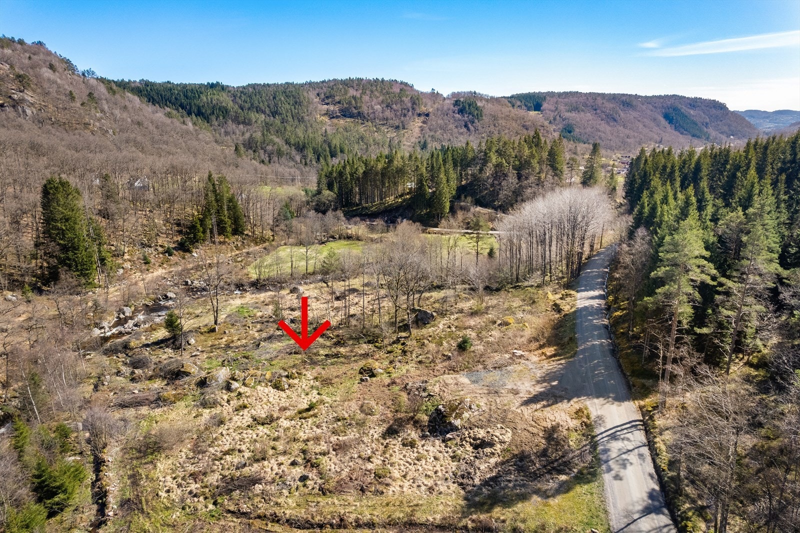 Ubebygd tomt i Dragedalen for salg. Galleribilde