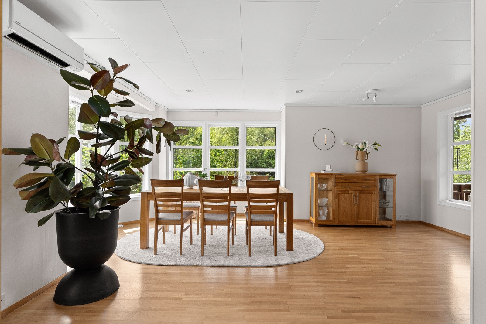 Kaland & Partners. Galleribilde