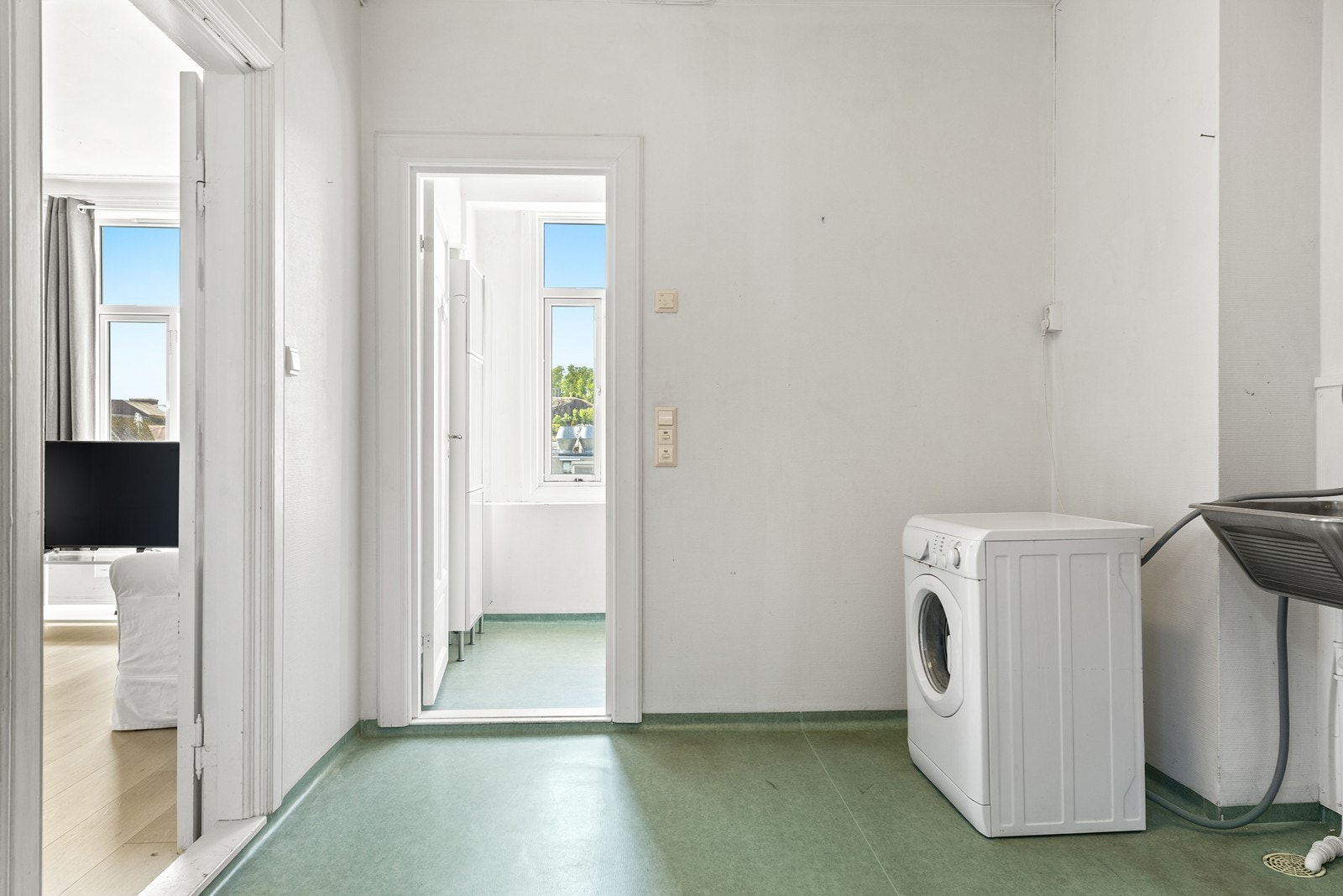 Vaskerom Galleribilde