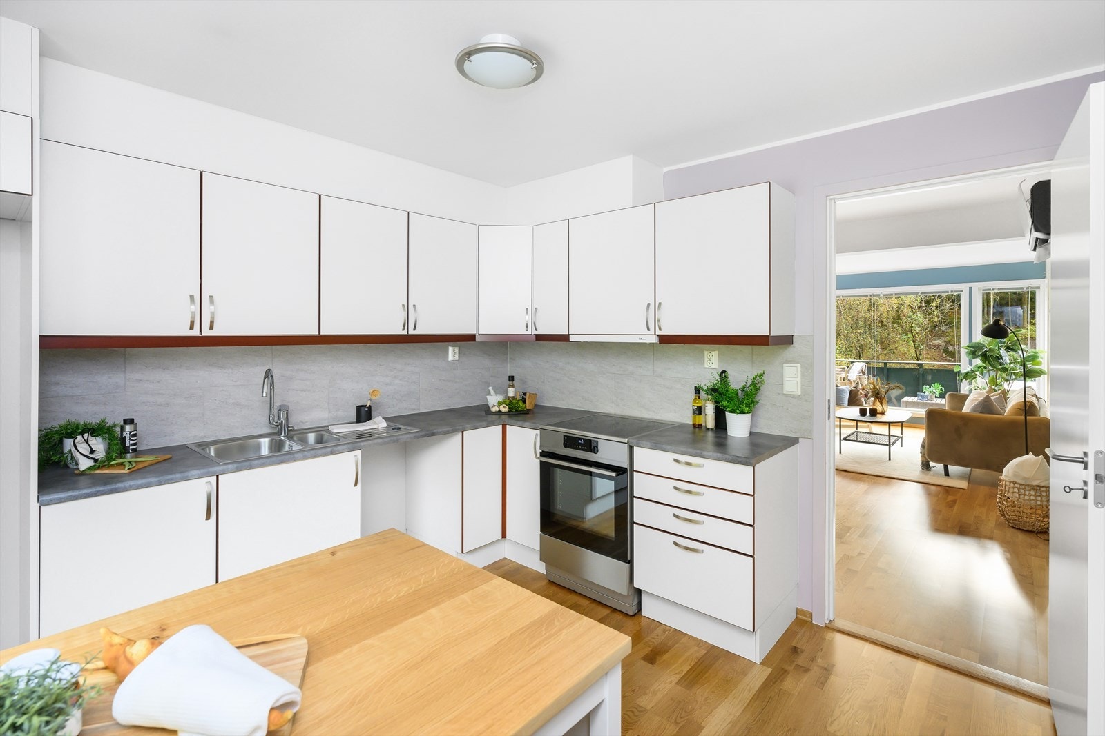 Komfyren medfølger salget Galleribilde