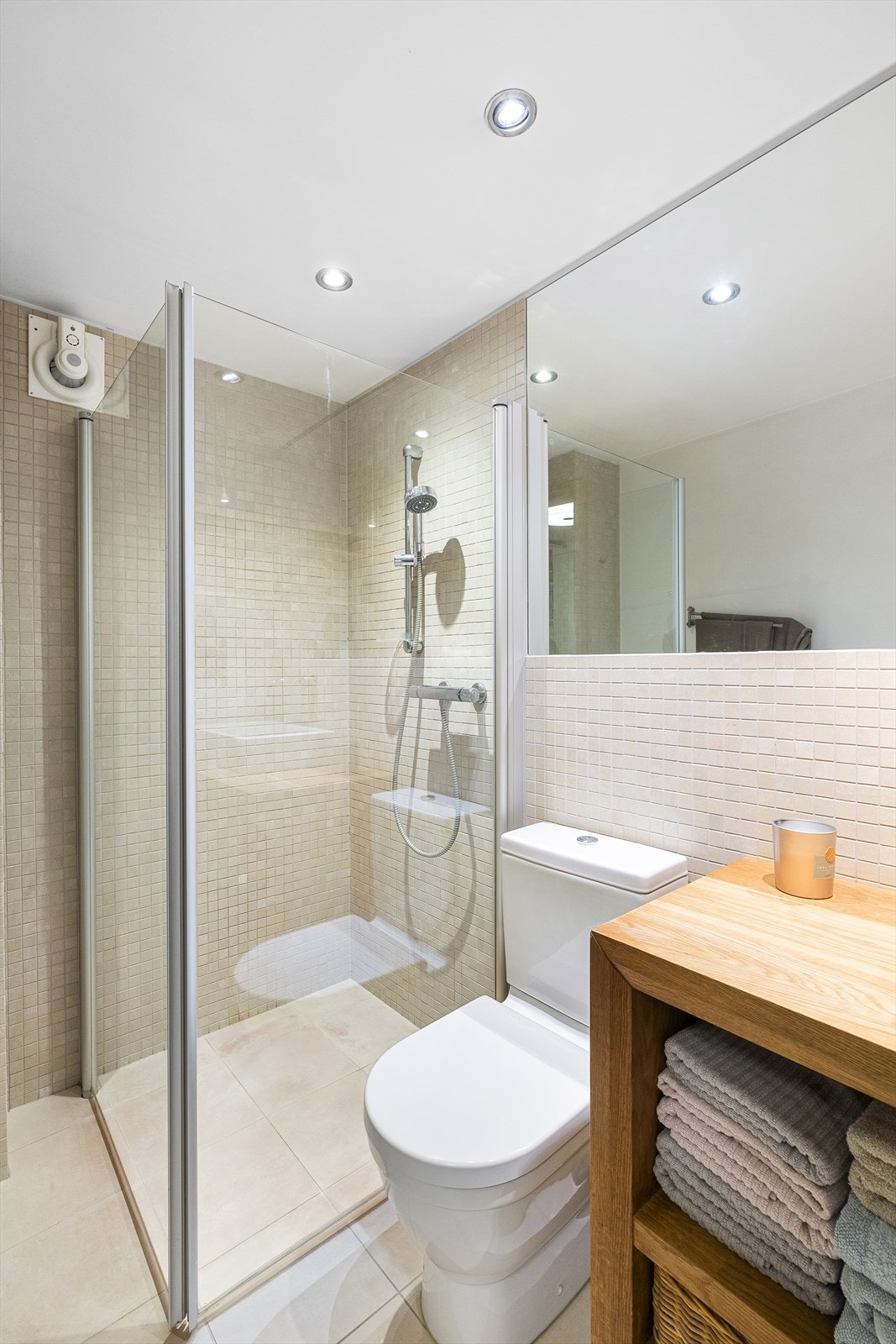 Bad 1. etasje Galleribilde