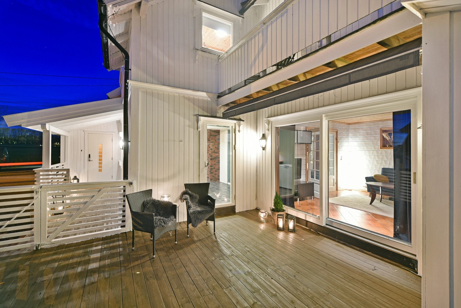 Fin, skjermet terrasse Galleribilde