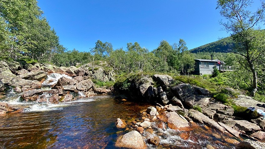 Badekulp like nedenfor hytten Galleribilde