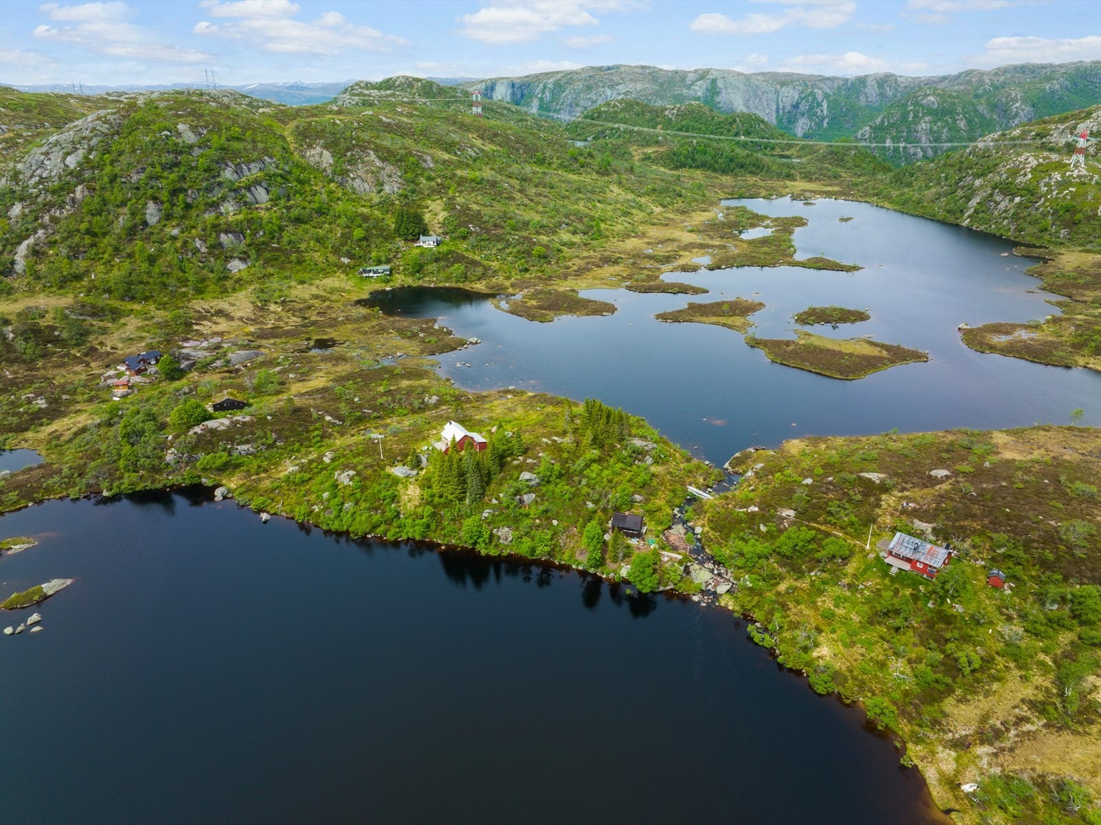 Flott høyfjellsterreng ved Mågestøl i kort avstand fra hytten Galleribilde