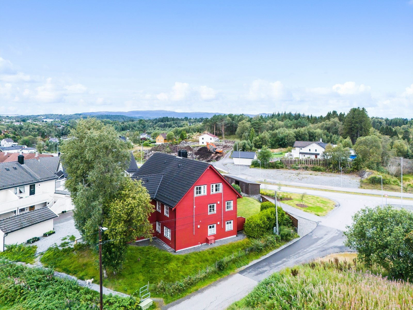 Barnevennlig område med kort vei til skoler, barnehage og idrettstilbud Galleribilde