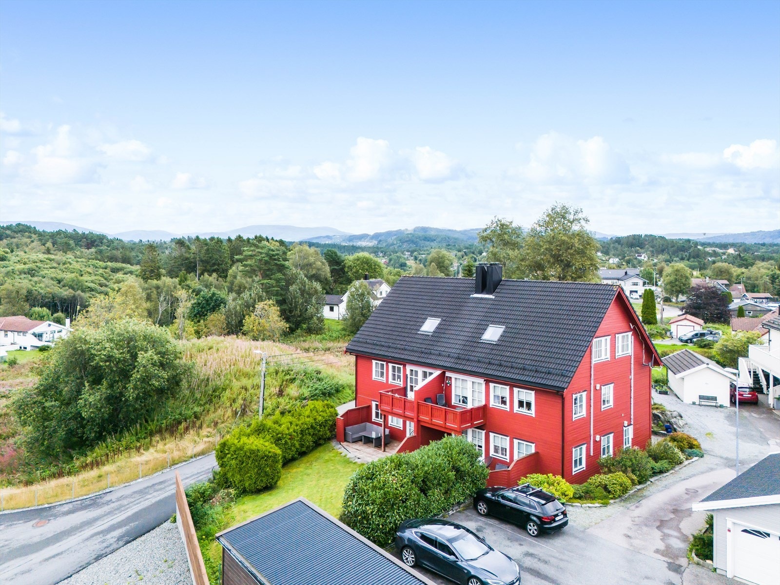 Ca. 10 minutters kjøring til Lagunen Storsenter Galleribilde