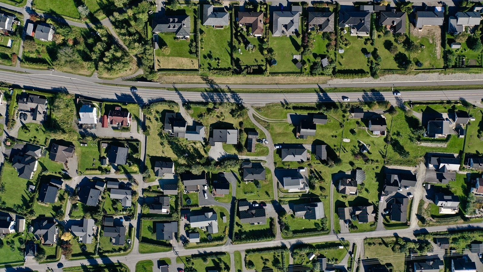 Barnevennlig beliggenhet i et attraktivt og veletablert boligområde. Galleribilde