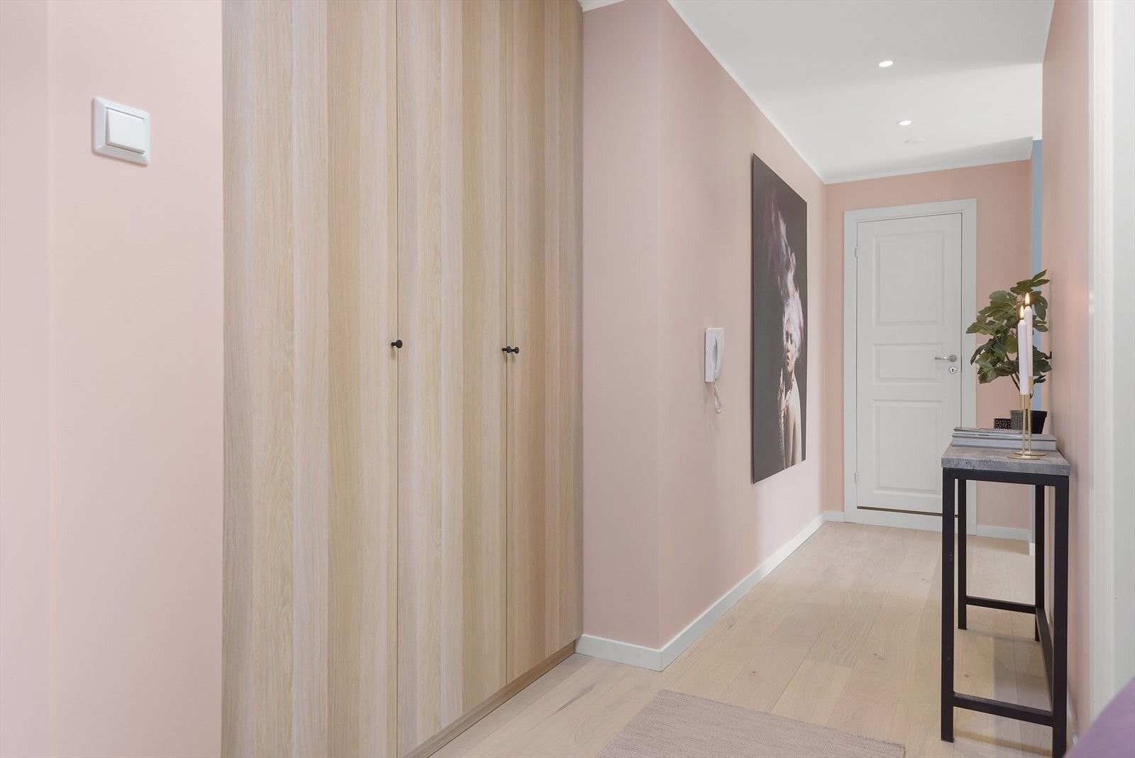 Hall/gang Galleribilde