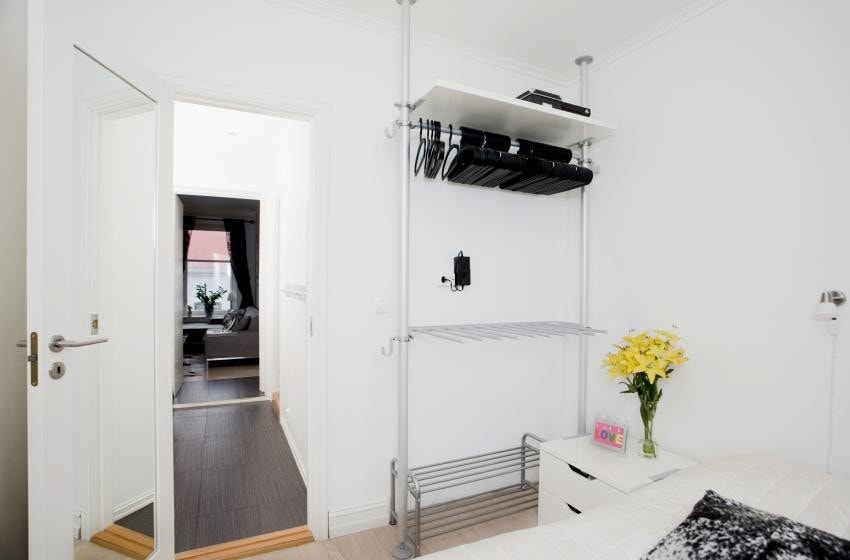 Det er nå satt inn garderobeskap Galleribilde