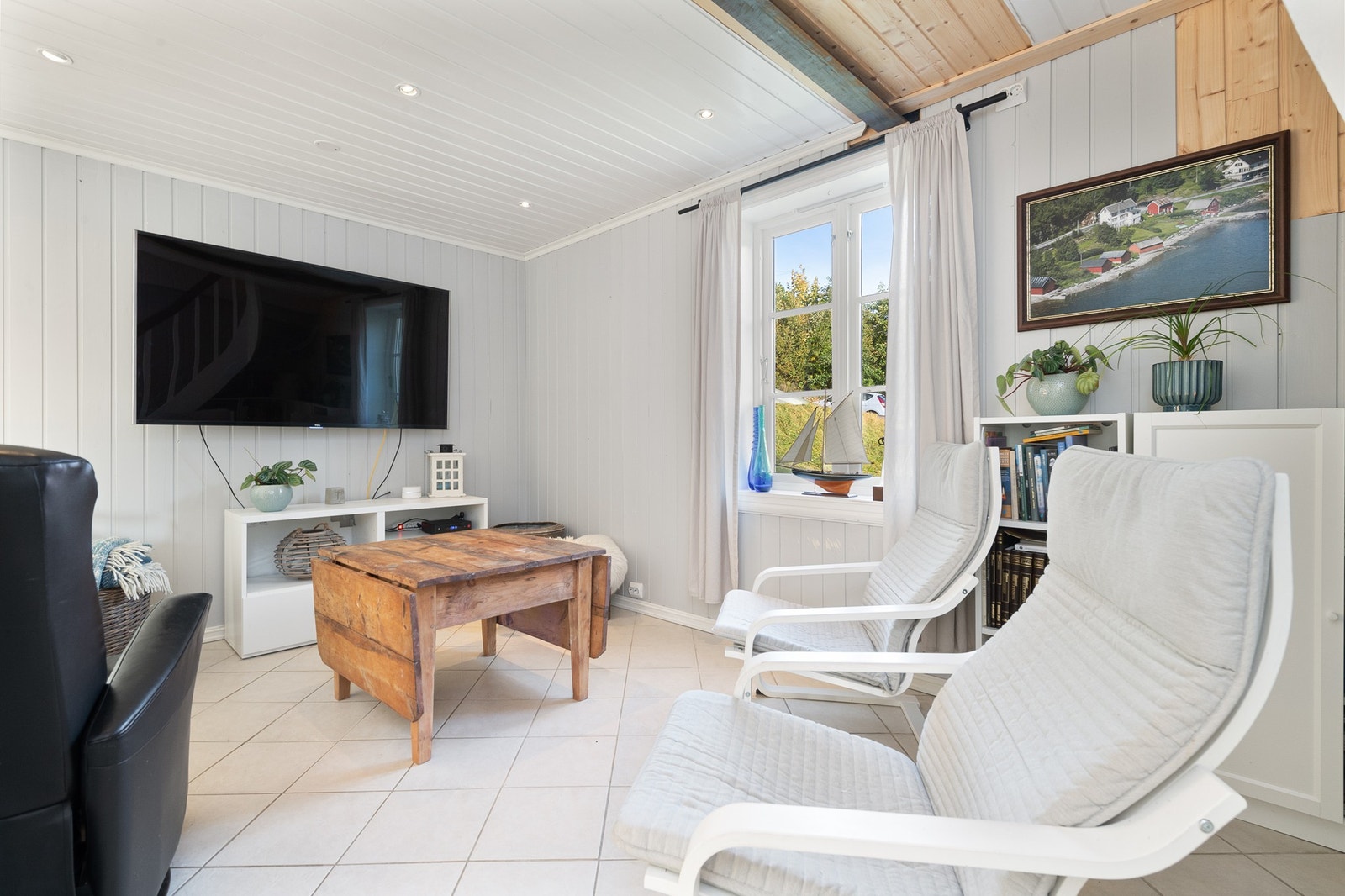 Stue i kjeller Galleribilde