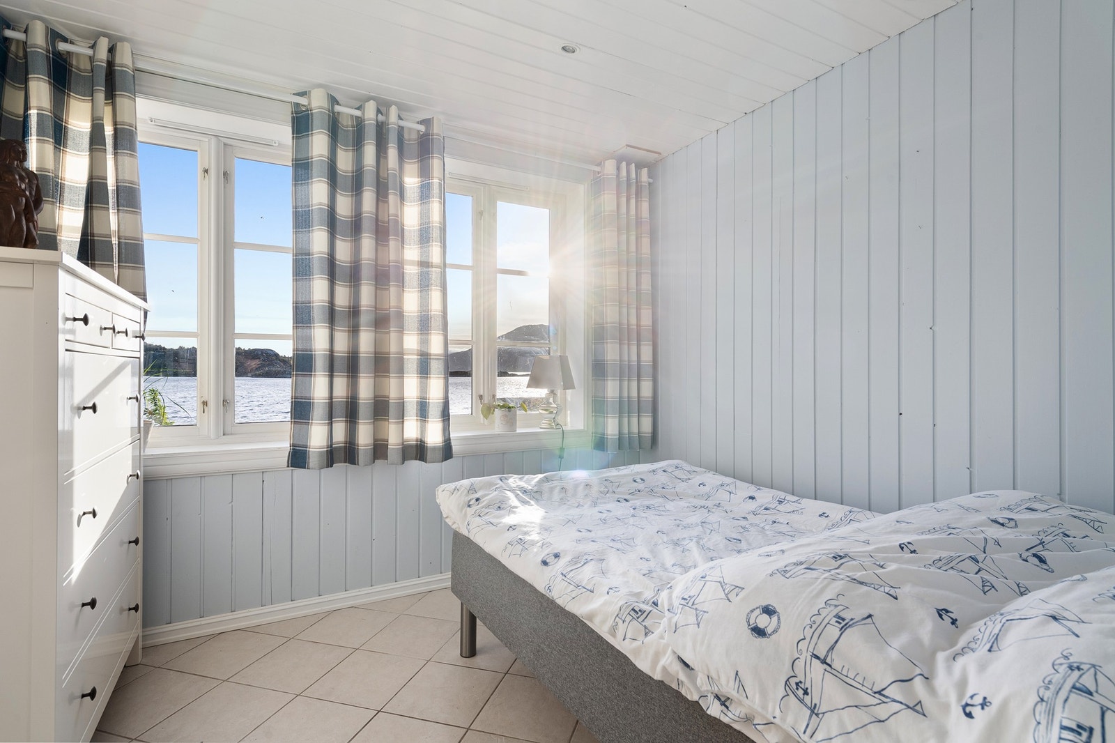 Soverom i kjeller Galleribilde