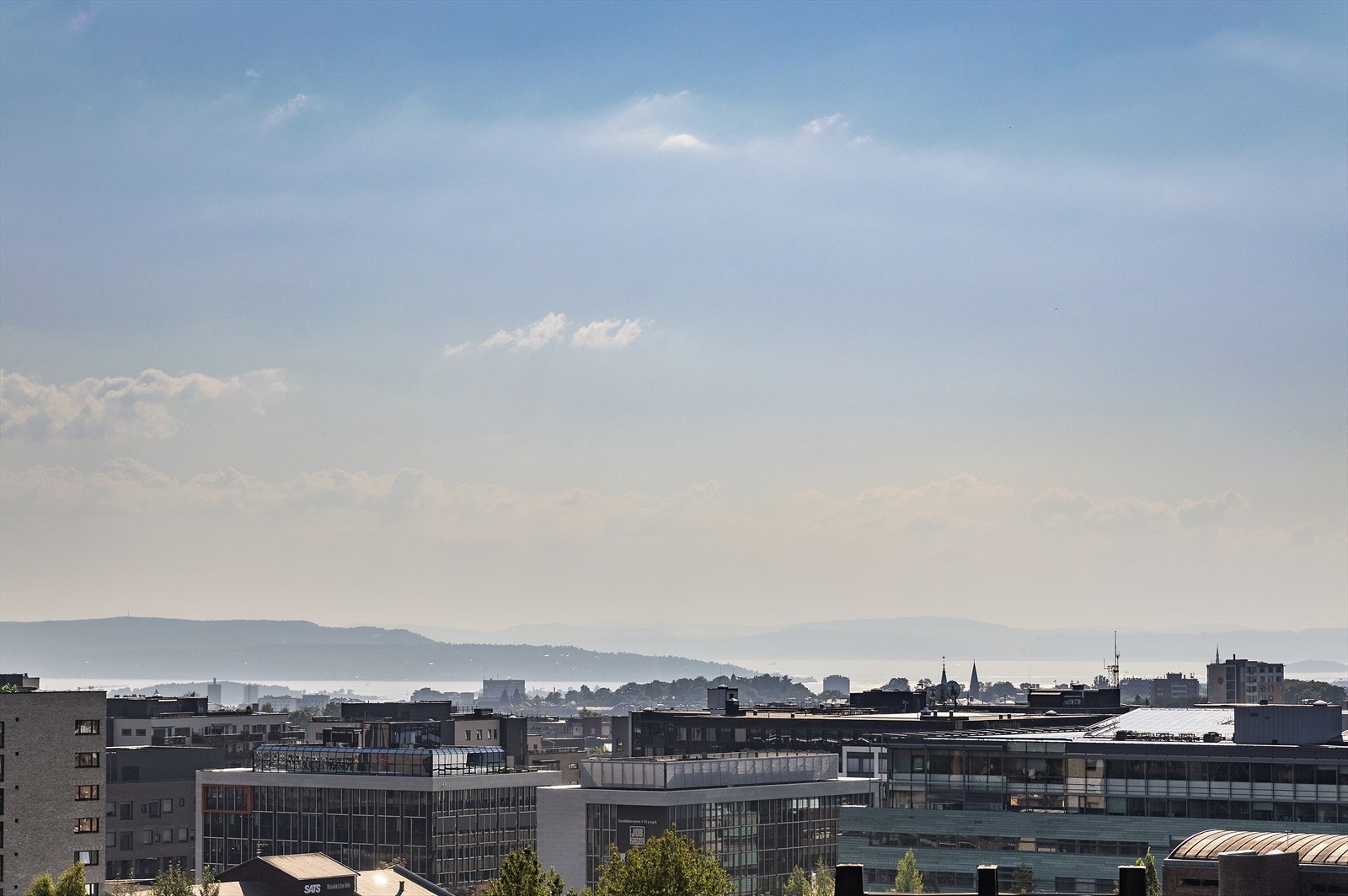 Felles takterrasse med fantastisk utsikt. Galleribilde