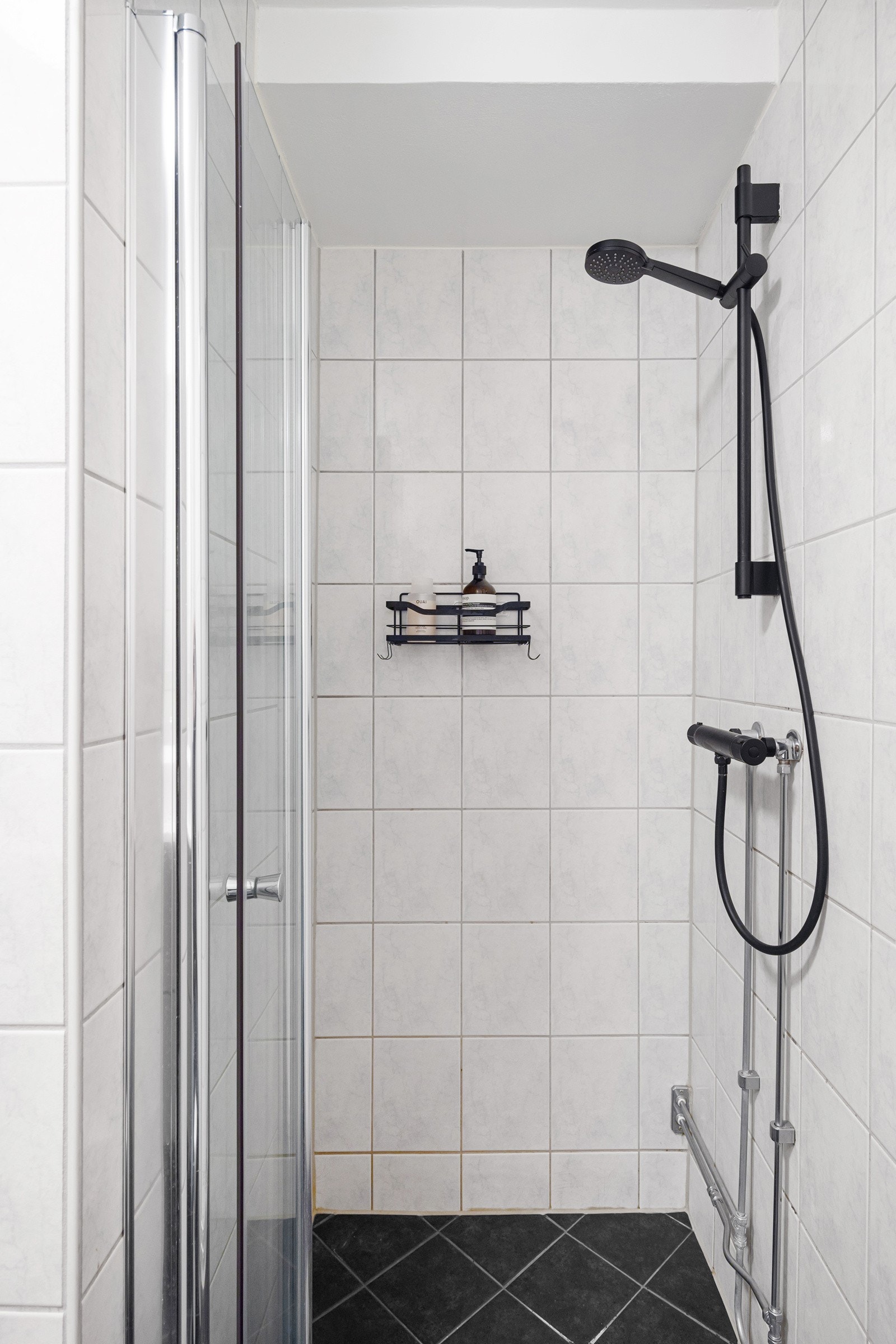 Praktisk dusjnisje. Galleribilde