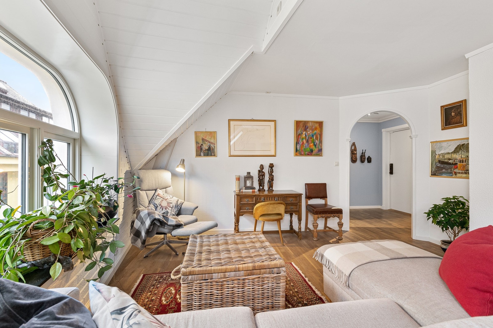 Fra stue mot gang Galleribilde