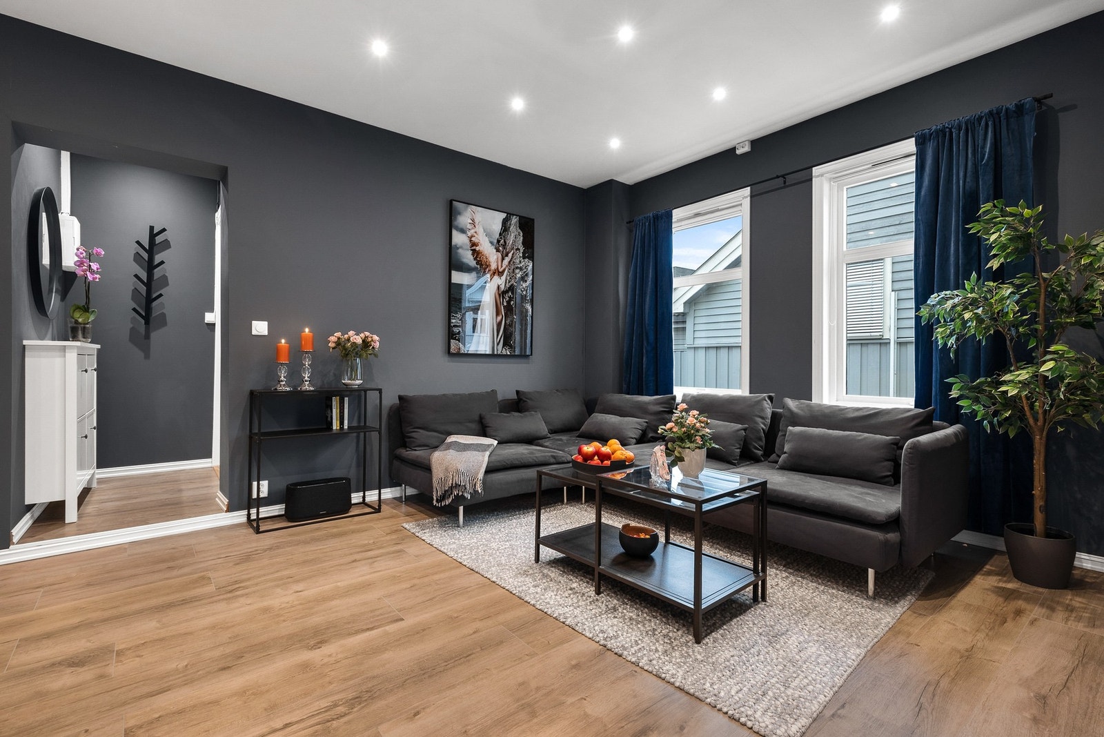 To store vindusflater gir godt med lysinnslipp Galleribilde