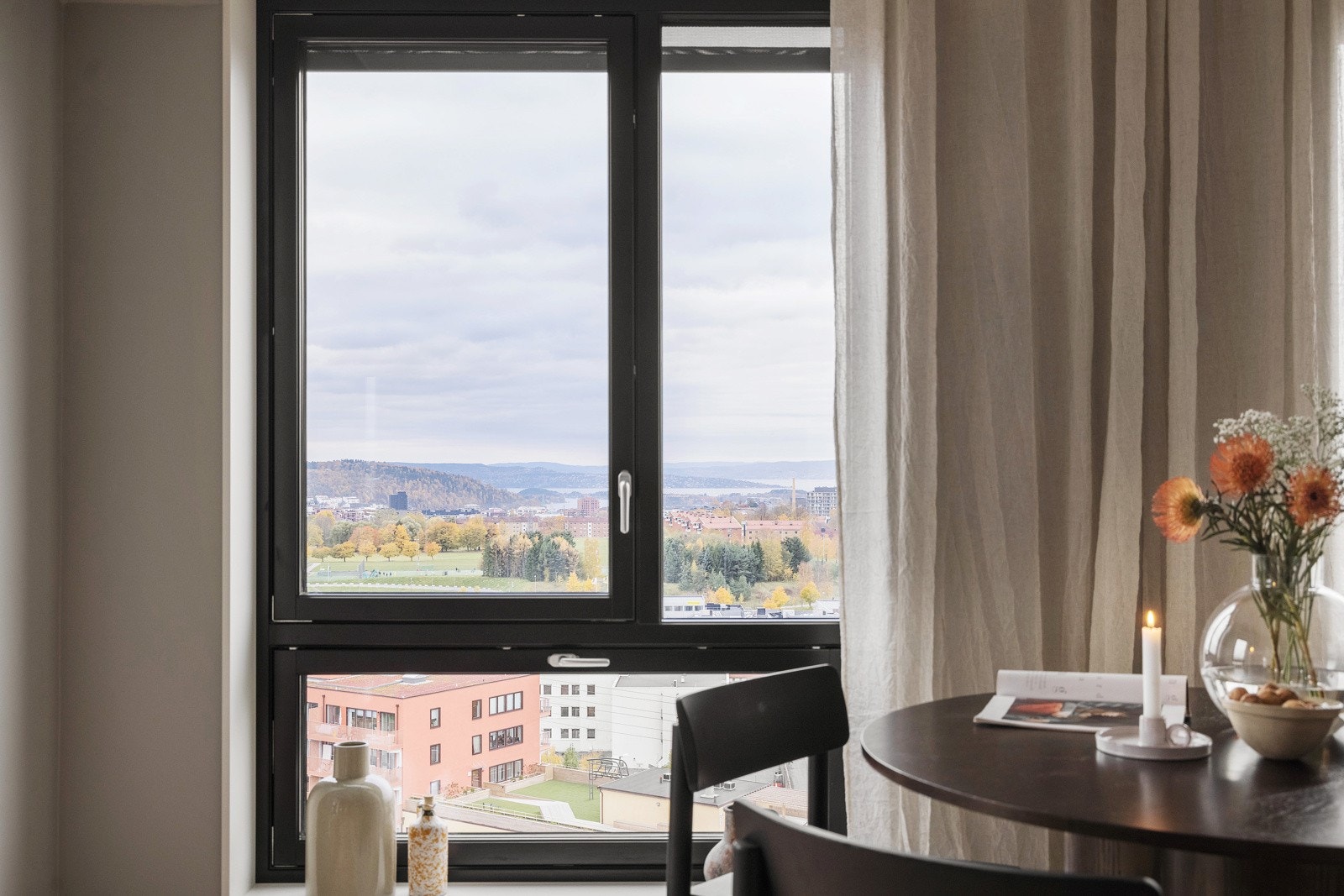 Utsikt fra kjøkkenet. Galleribilde