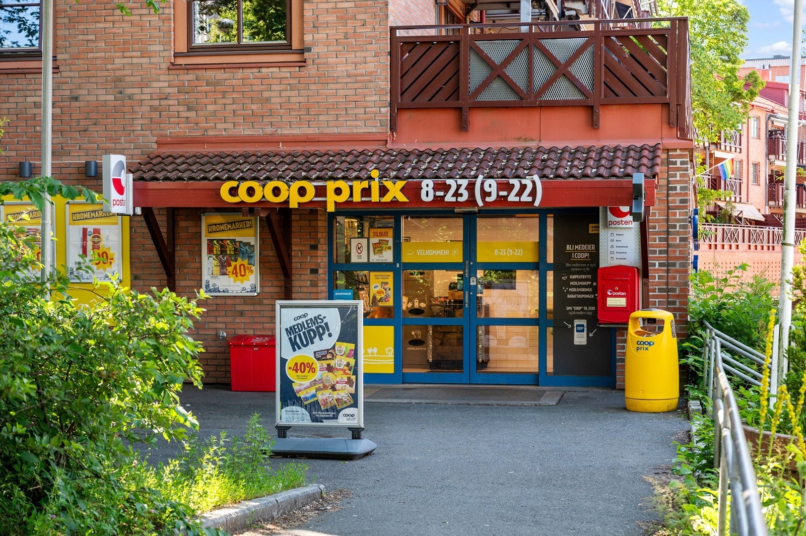 Coop prix ligger ca. 1 min gange fra leiligheten. Galleribilde