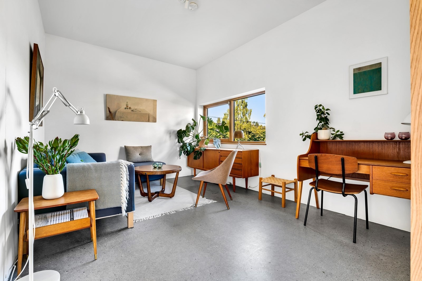 Stue ekstra soverom i hybel, kan enkelt tilbakeføres til hovedenhetet Galleribilde