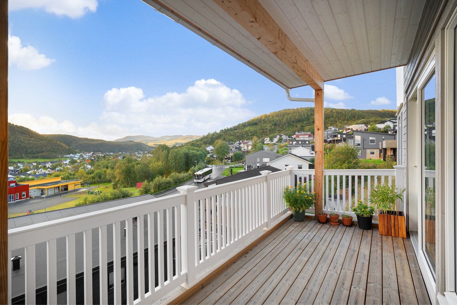 Balkong i 1. etasje Galleribilde