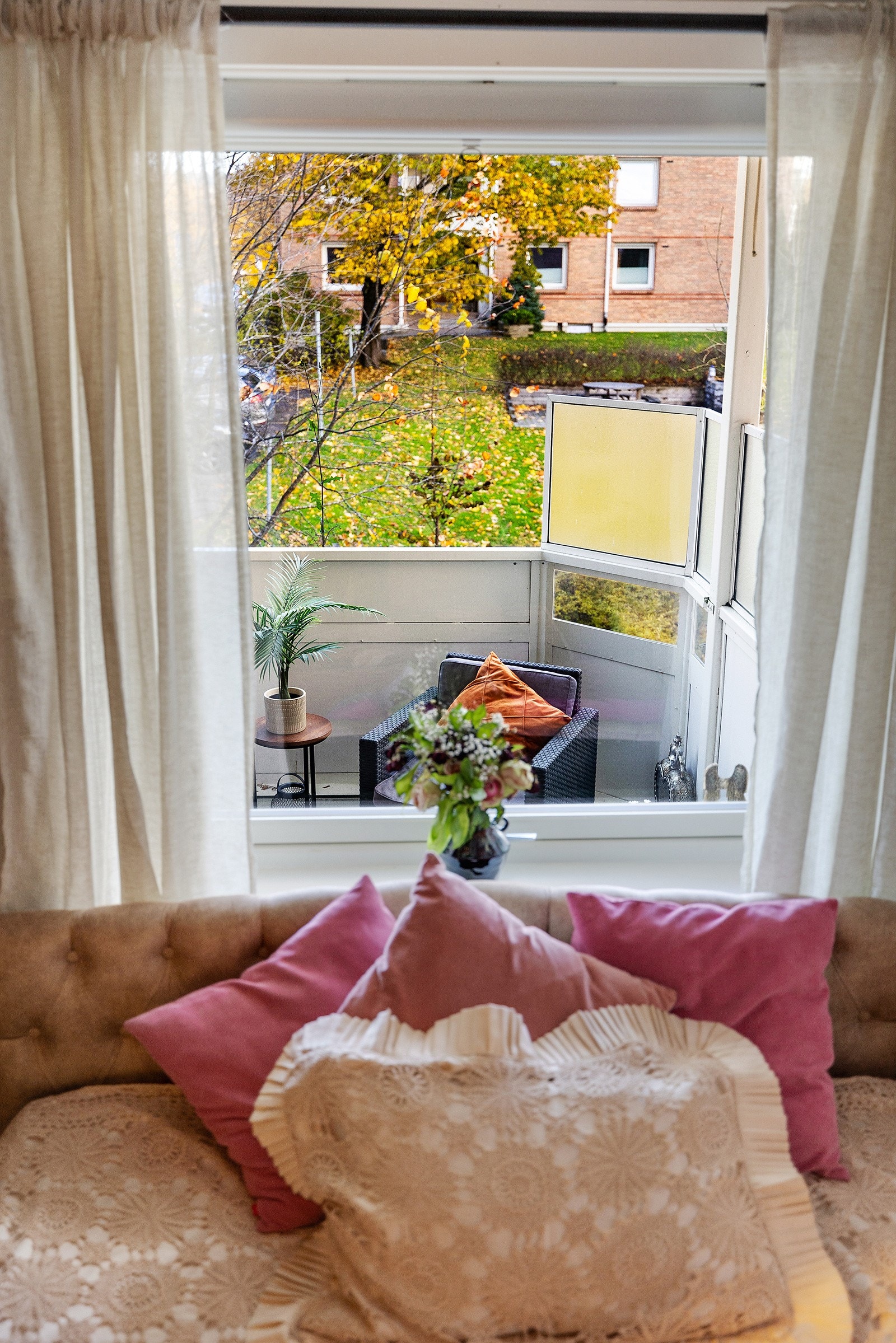 Soverommet har vindu mot balkongen. Galleribilde