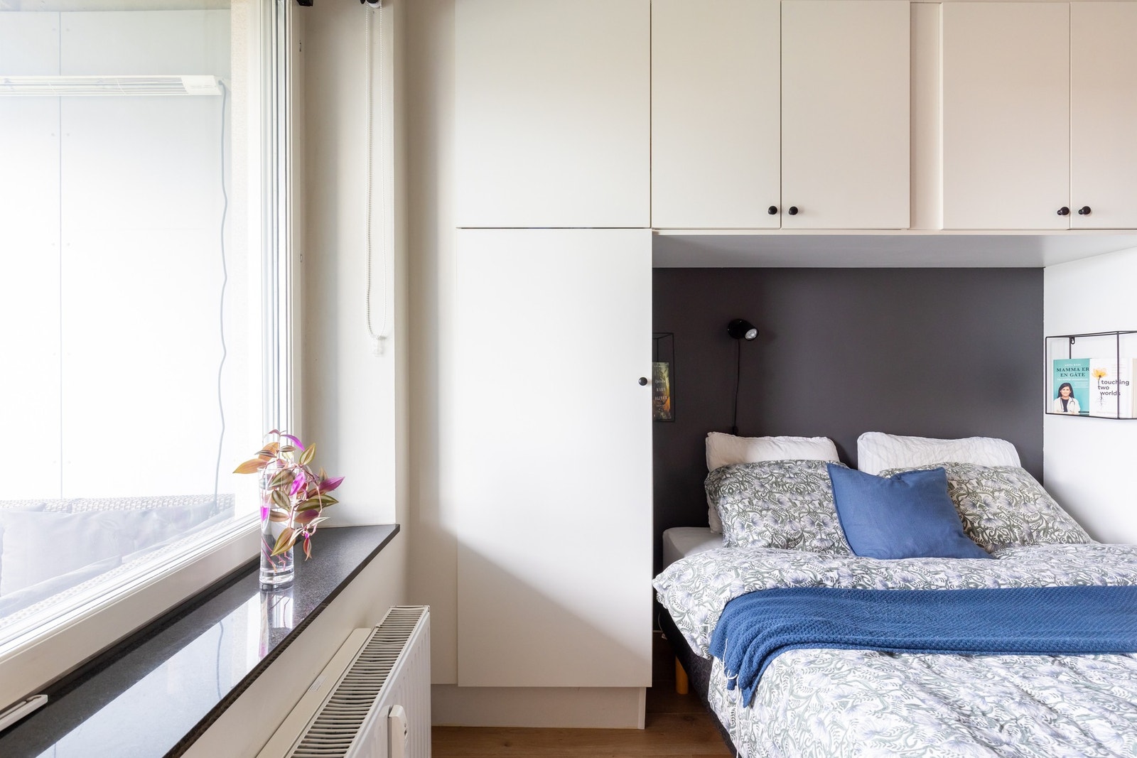 Godt med lagring med garderobeløsningen som medfølger. Galleribilde