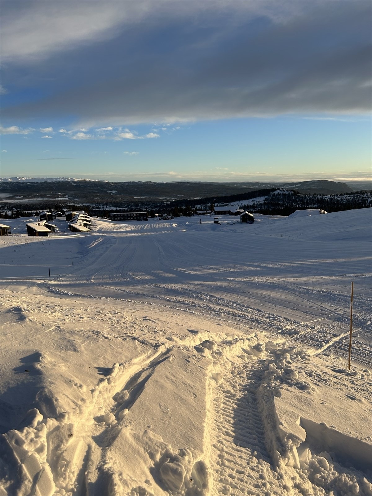 Her er det bare å ta på seg skiene og skli av sted. Selgers egne bilder. Galleribilde