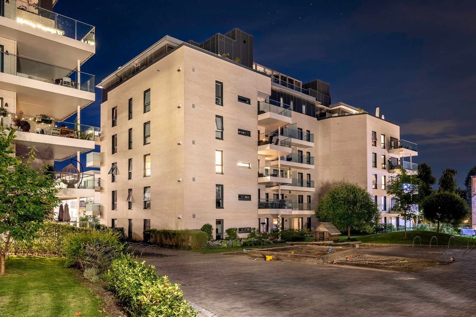 Her bor man i attraktive Ensjøbyen med et rikt servicetilbud i nærområdet. Galleribilde