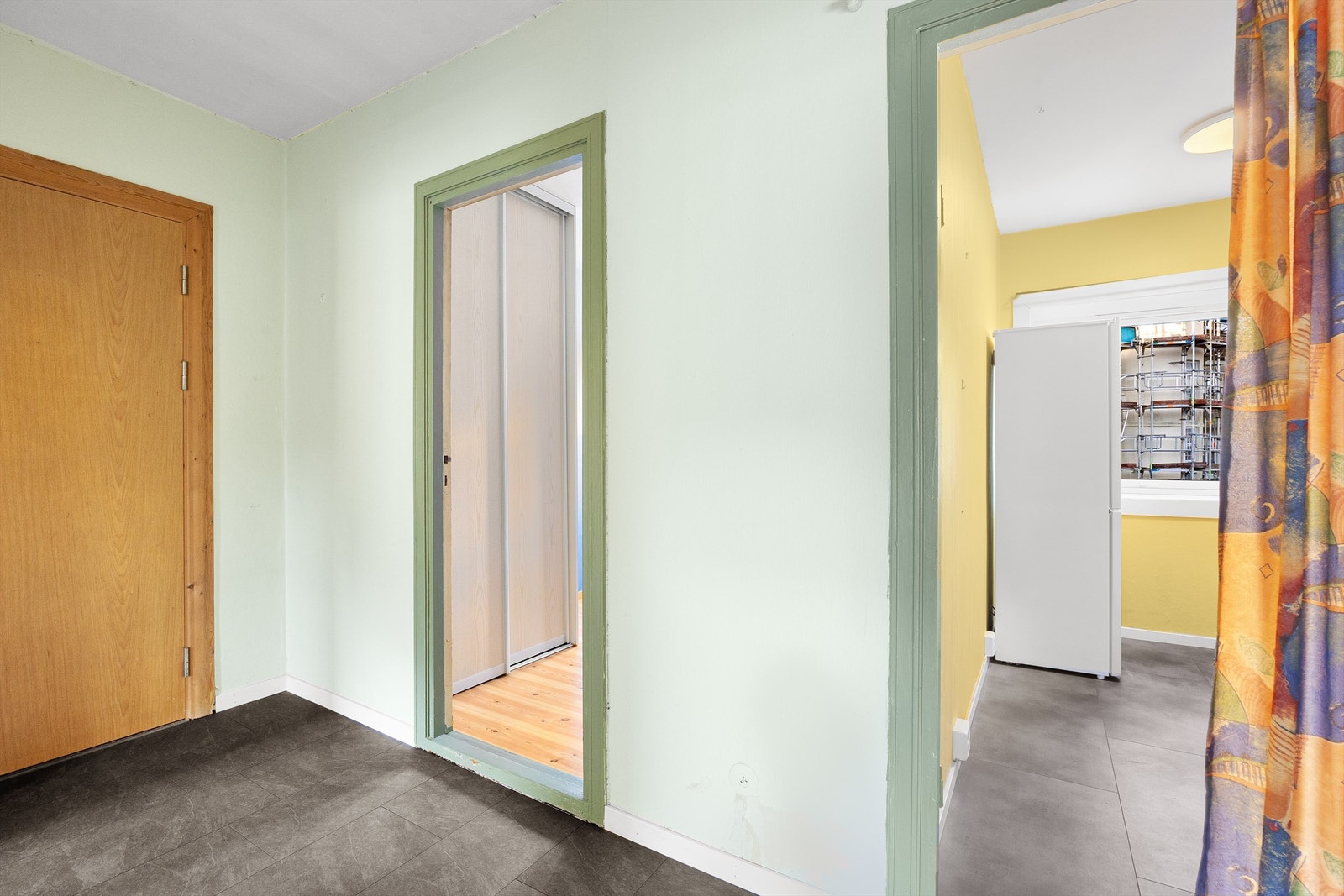 Entré/gang Galleribilde