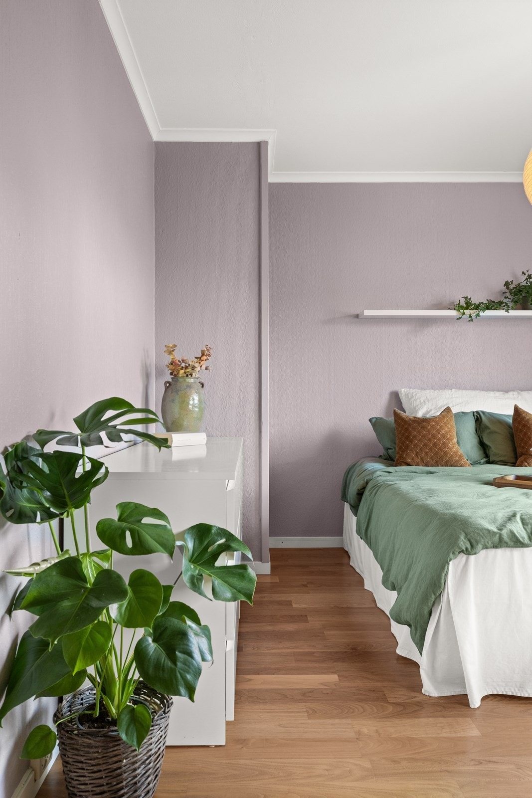 Rommet har mye naturlig lys Galleribilde