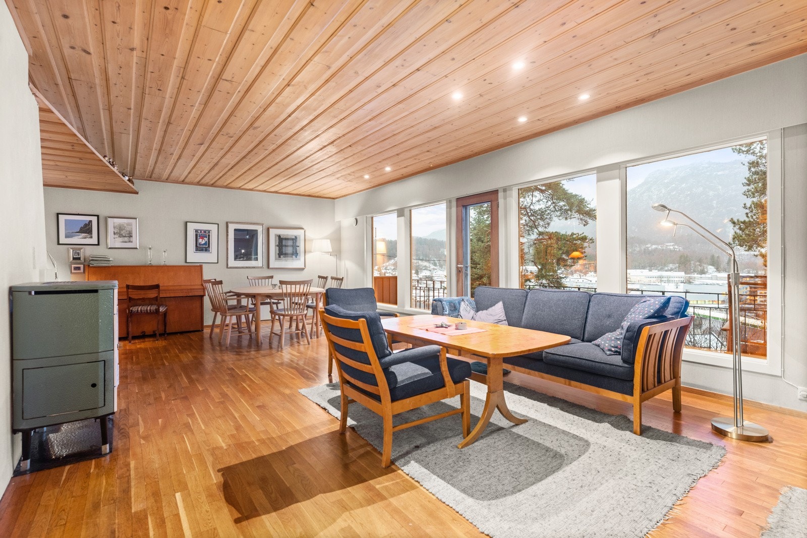 Romslig stue Galleribilde