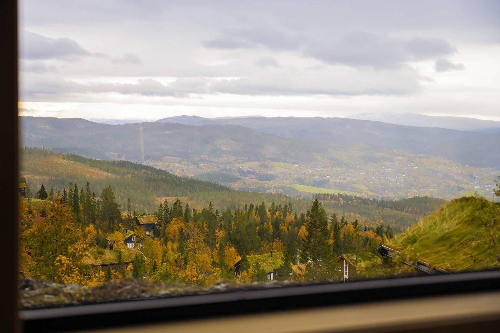 Naturen i Meråker byr på både oppkjørte langsrennsløyper og urørt natur som kan oppleves med ski på beina Galleribilde