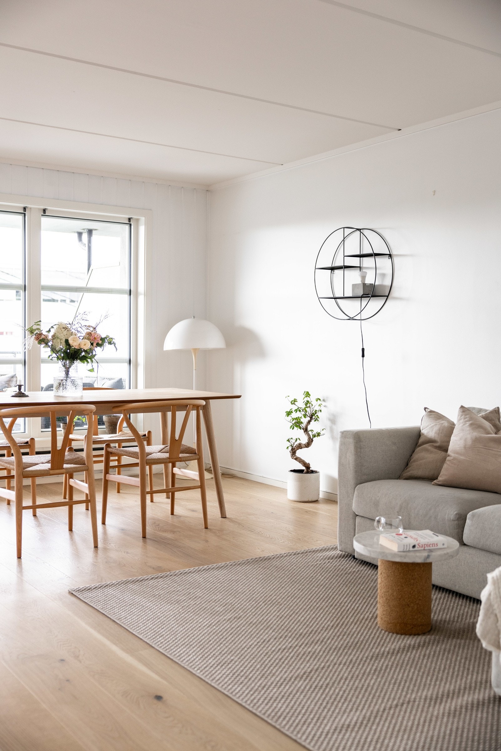 Leiligheten er belagt med parkettgulv fra 2020. Galleribilde