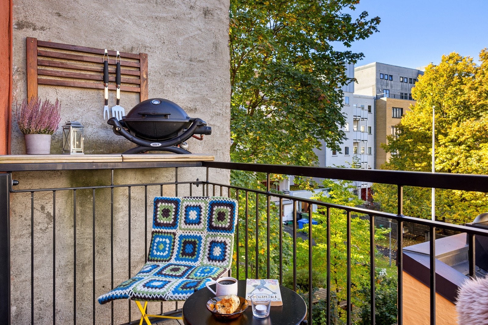 Deilig balkong med kveldssol fra ca. 16- ca. 21. Galleribilde