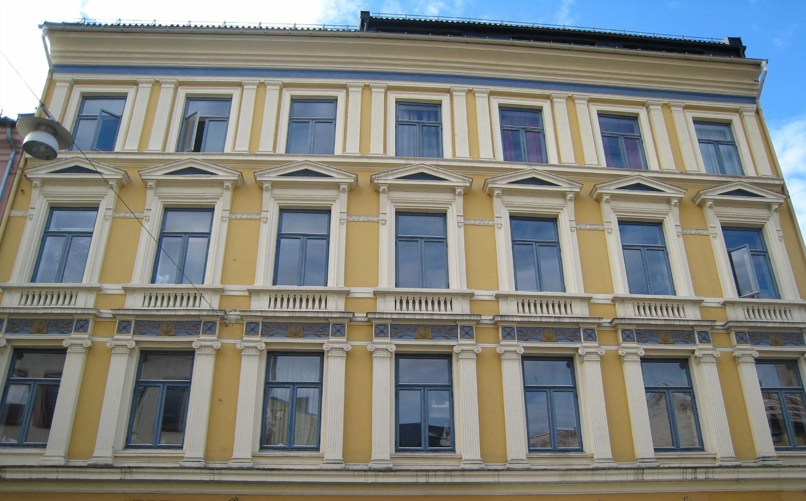 Fasade Brugata 8 Galleribilde