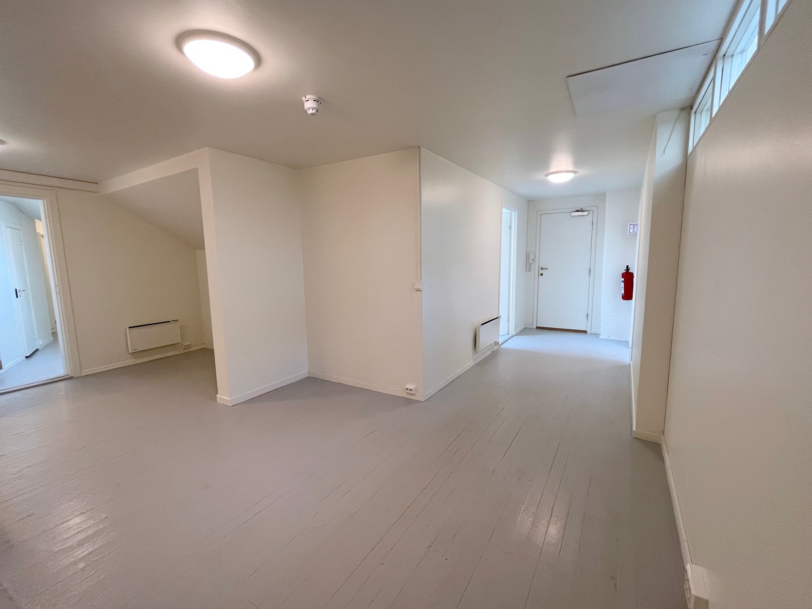 Åpen stue-kjøkkenløsning. Galleribilde
