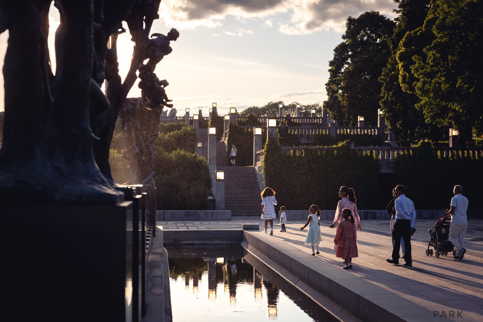 Frognerparken, en av Oslos mest ikoniske parker, er bare en kort spasertur unna. Galleribilde