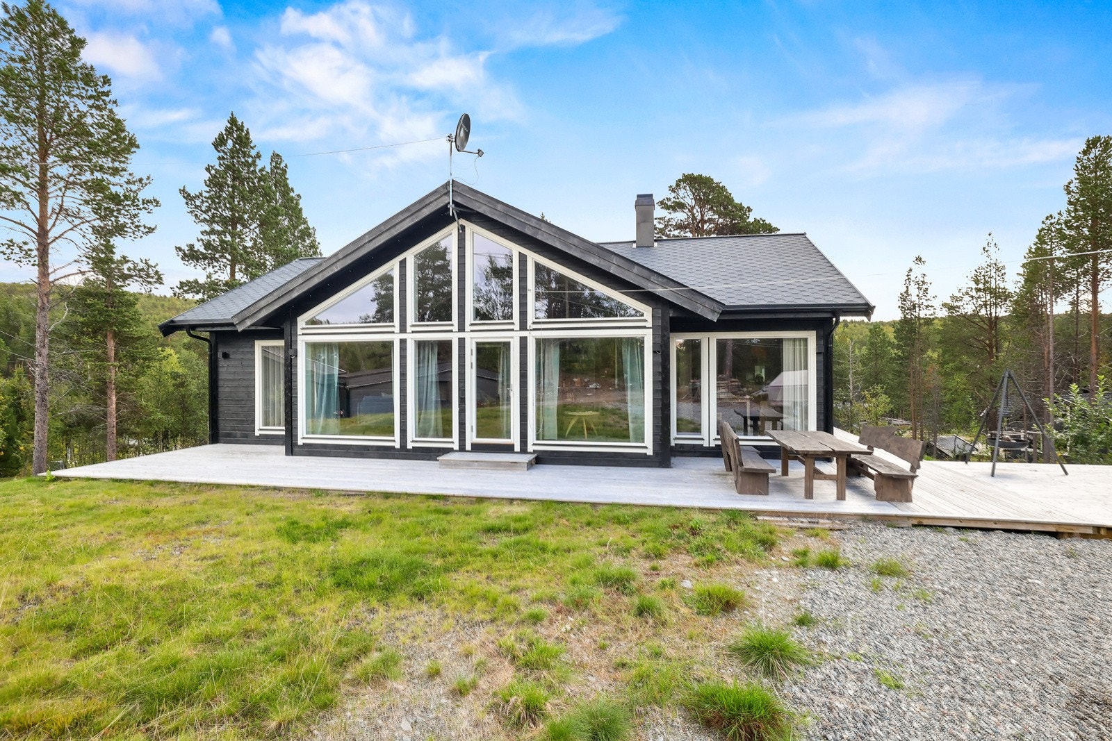 Hytten ligger i Bolloseter hyttefelt, like ved Bollovannet Galleribilde