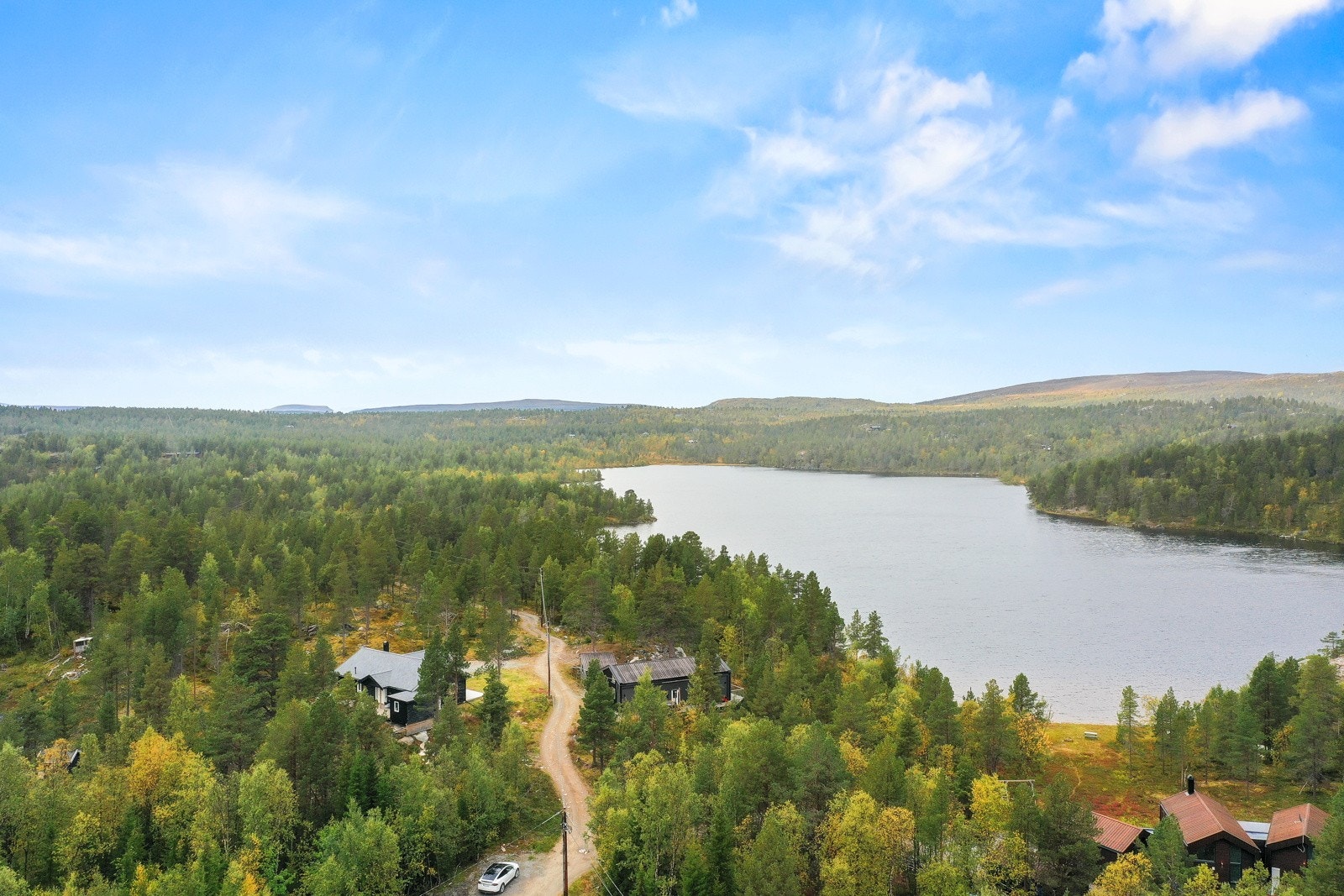 Fra hytten er det kort vei til Bollovannet Galleribilde