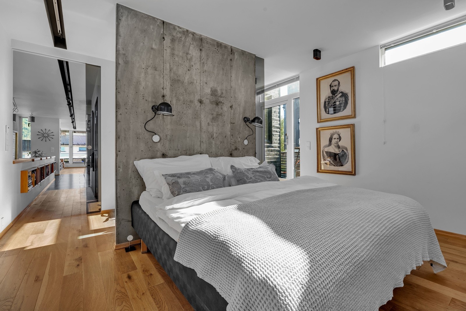 Hovedsoverommet er tilbaketrukket og på ca. 30m2 Galleribilde