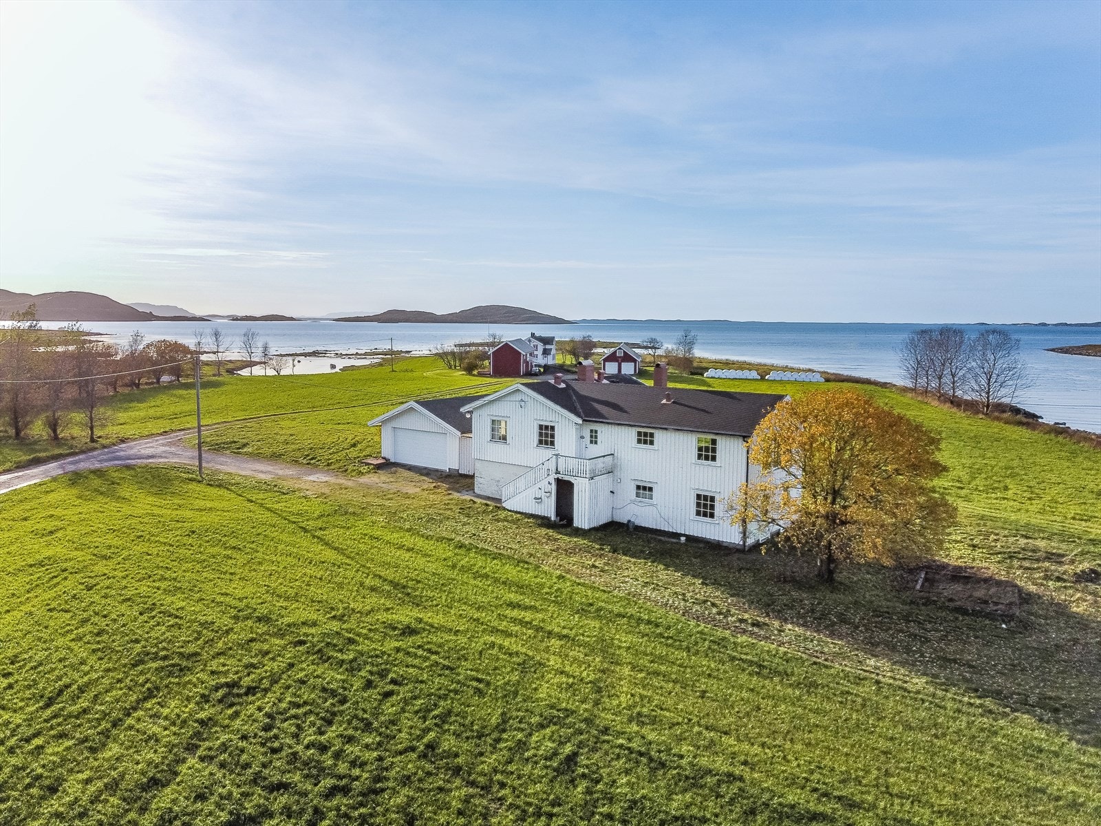 Velkommen til Trælnes 21 som her presenteres av eiendomsmegler Kristoffer Bjørnvik - REDE Eiendomsmegling Galleribilde