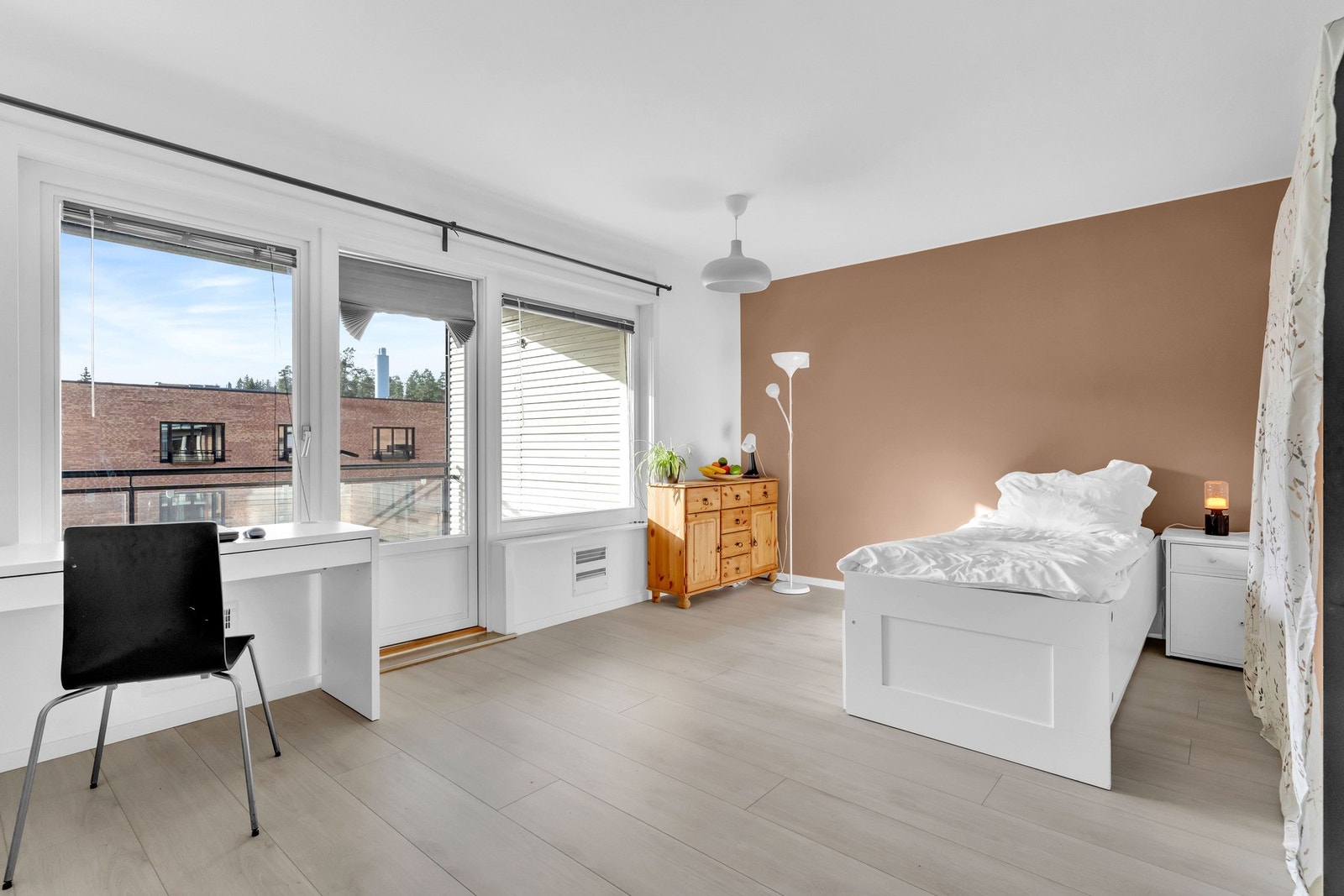 Christian Halvorsen v/EIE eiendomsmegling ønsker deg velkommen til Margarethas vei 1! Galleribilde