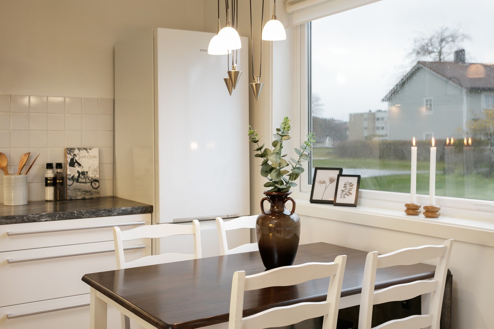 Tips til deg, ta med målbånd eller annet måleverktøy til visningen. Galleribilde