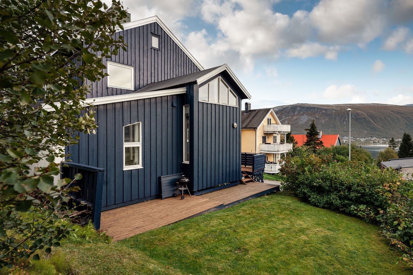 Pent opparbeidet felles tomt. Galleribilde