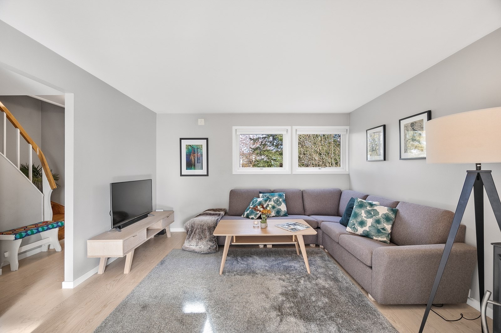 Stuen byr på flere innredningsmuligheter Galleribilde