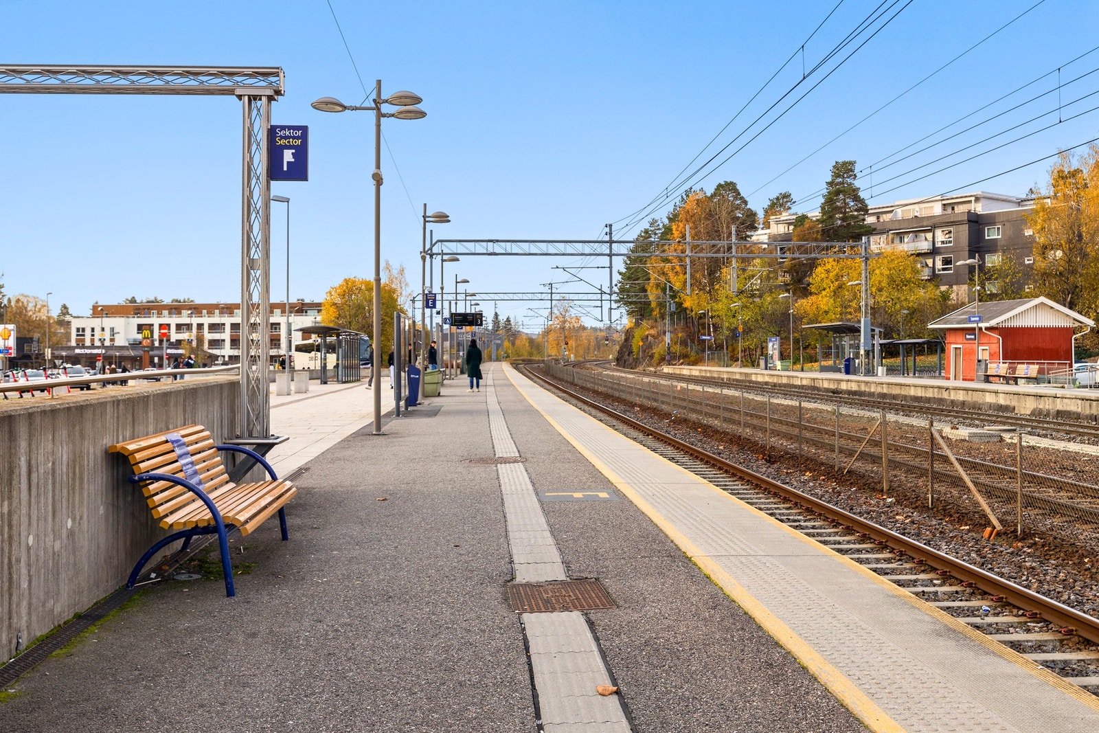 Togstasjon. Galleribilde