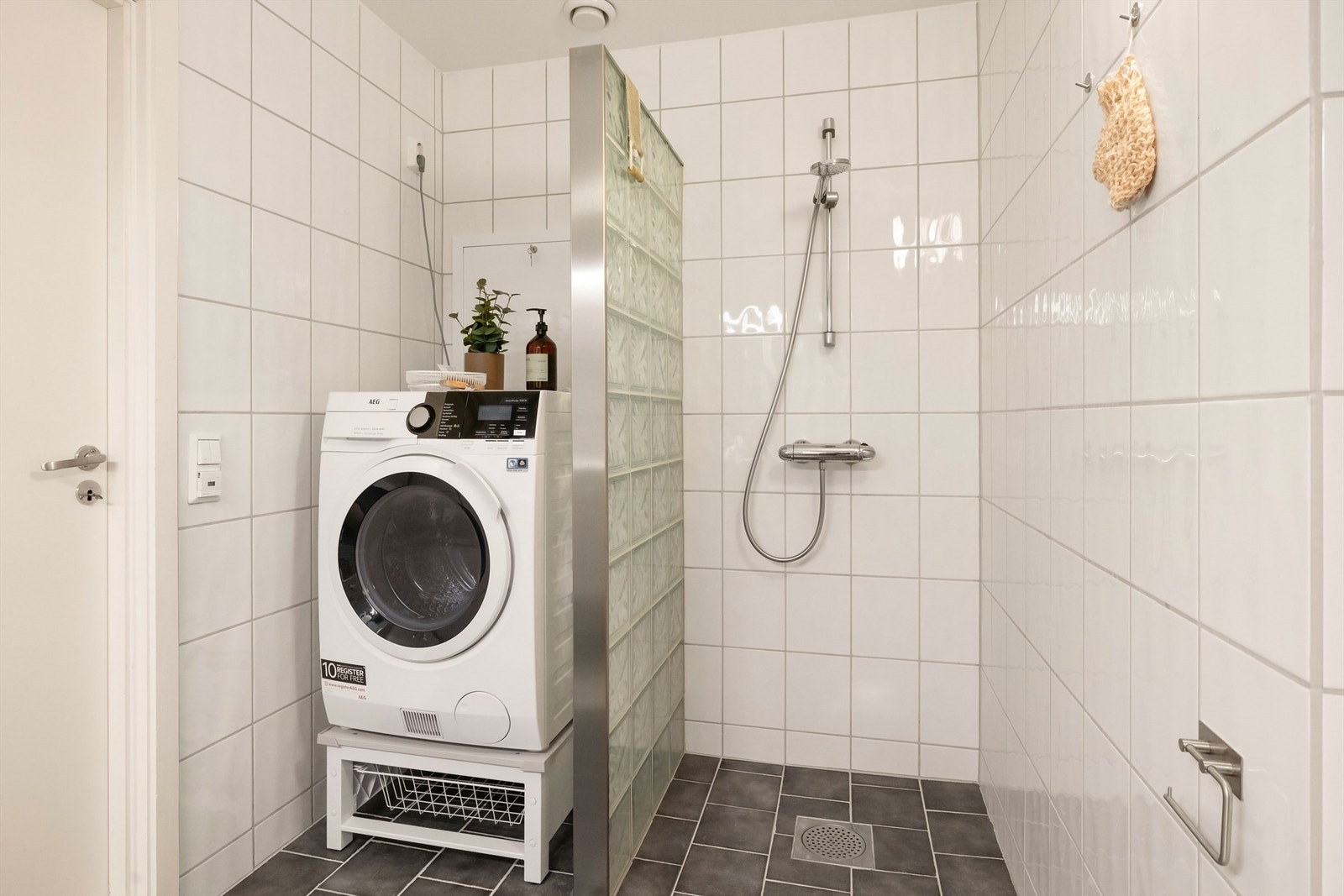 Rommet er utstyrt med "rør i rør" system Galleribilde